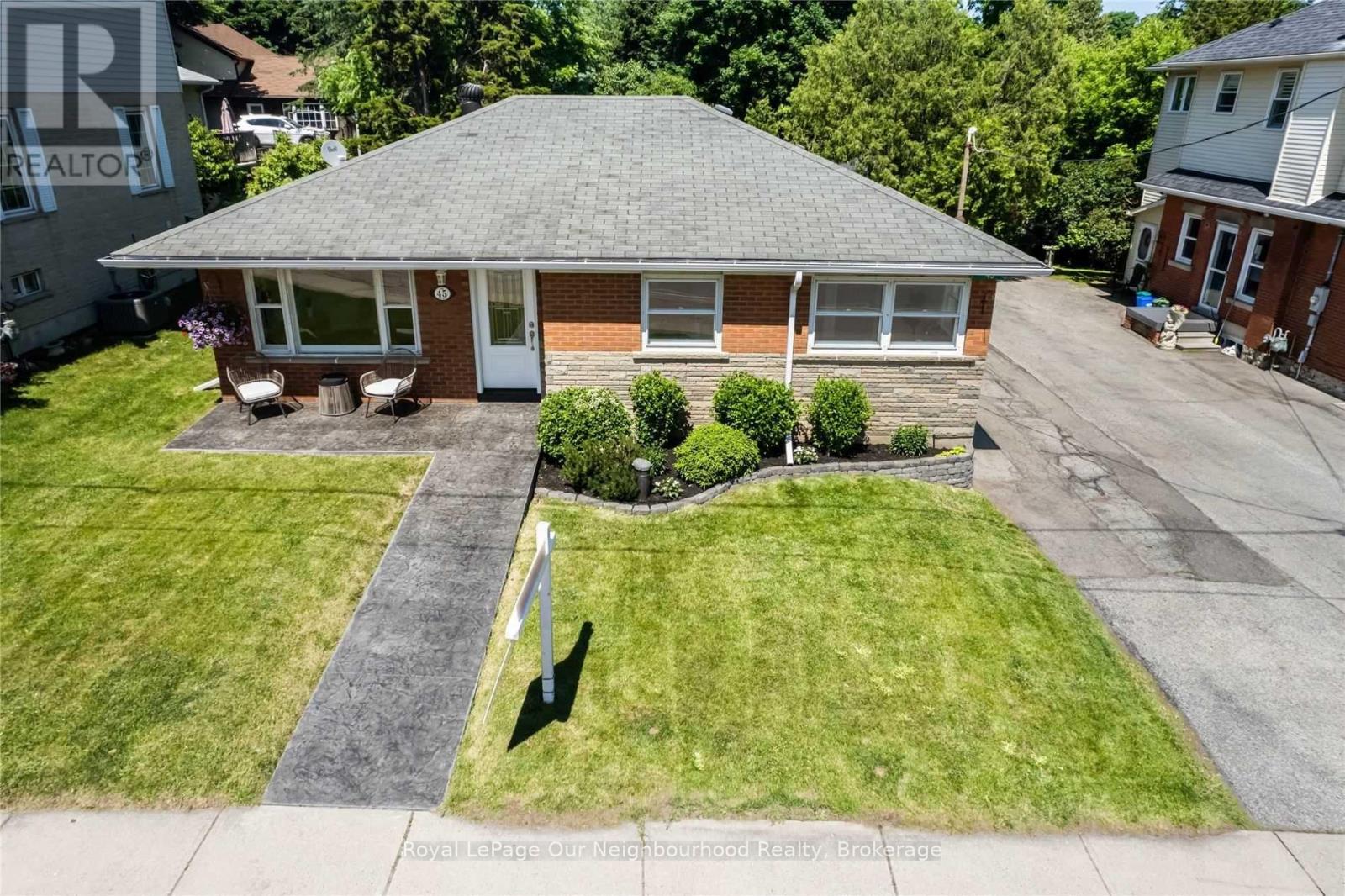 45 Main Street N, Milton, Ontario  L0P 1B0 - Photo 2 - W12956498