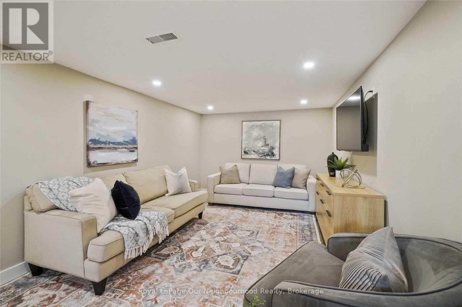 45 Main Street N, Milton, Ontario  L0P 1B0 - Photo 21 - W12956498