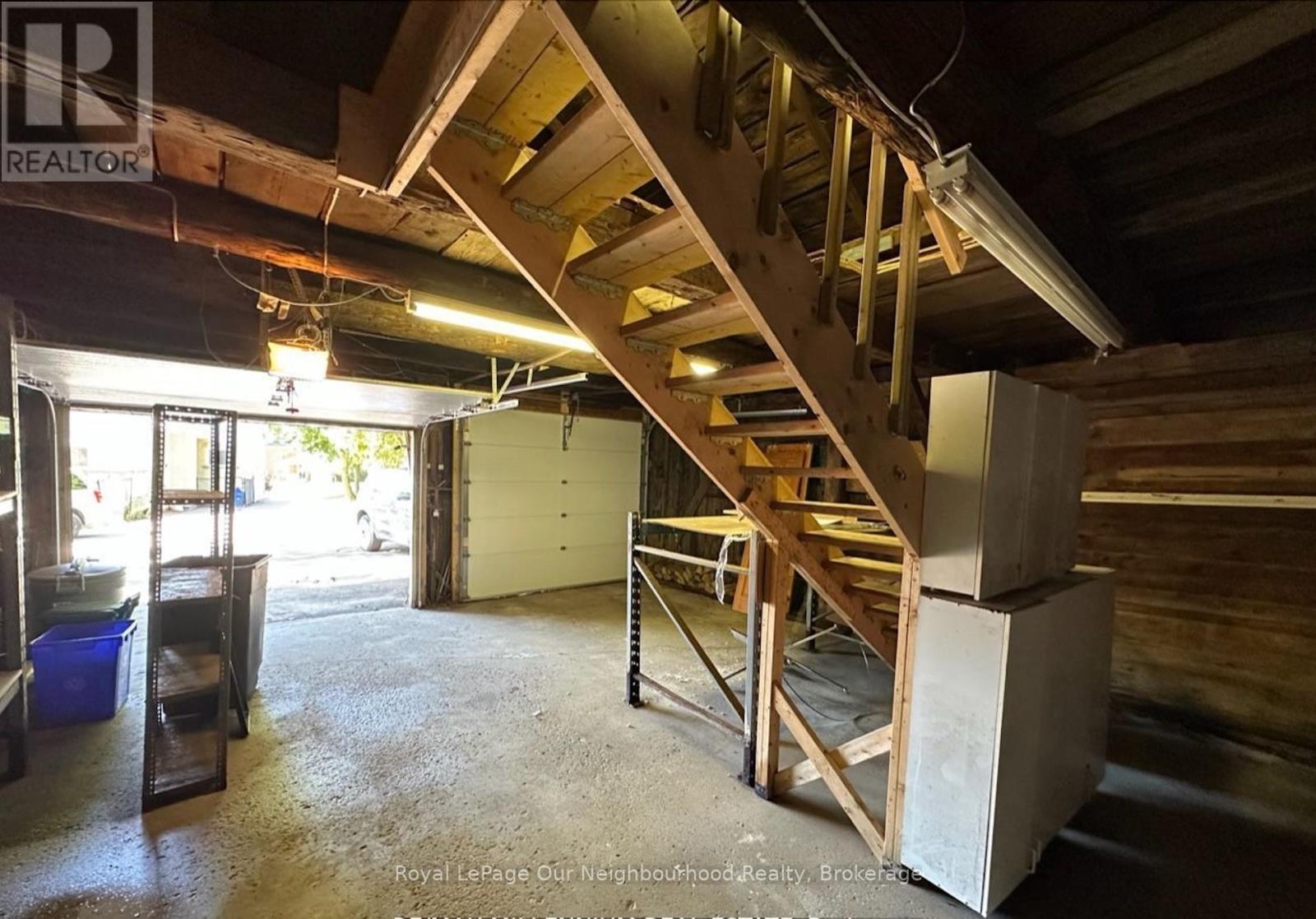 51 Main Street N, Milton, Ontario  L0P 1B0 - Photo 5 - W12956500