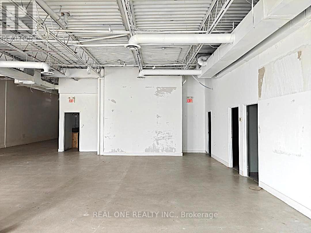 1 & 2 - 120 Mulock Drive, Newmarket, Ontario  L3Y 7C5 - Photo 5 - N12946912