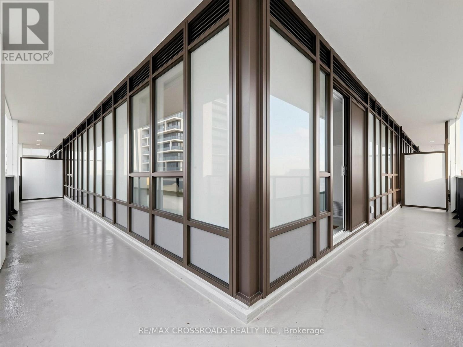 1710 - 38 Water Walk Drive, Markham, Ontario  L3R 6M8 - Photo 5 - N12956054