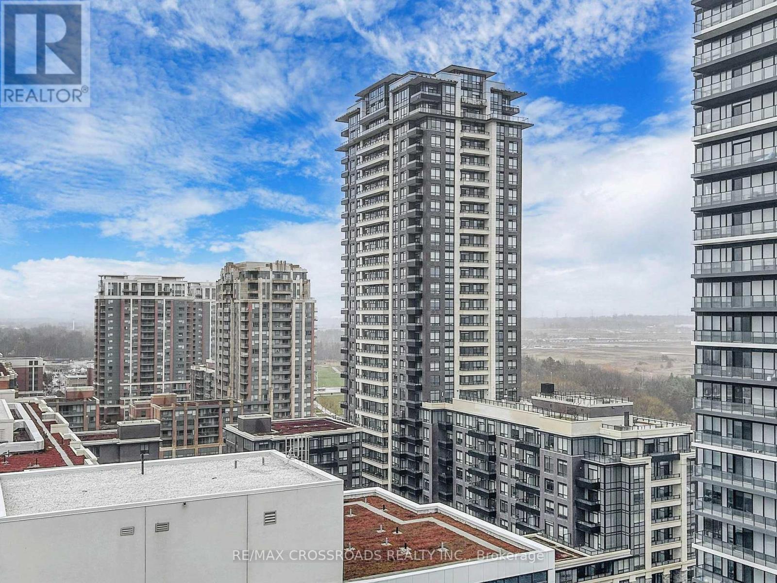 1710 - 38 Water Walk Drive, Markham, Ontario  L3R 6M8 - Photo 32 - N12956054