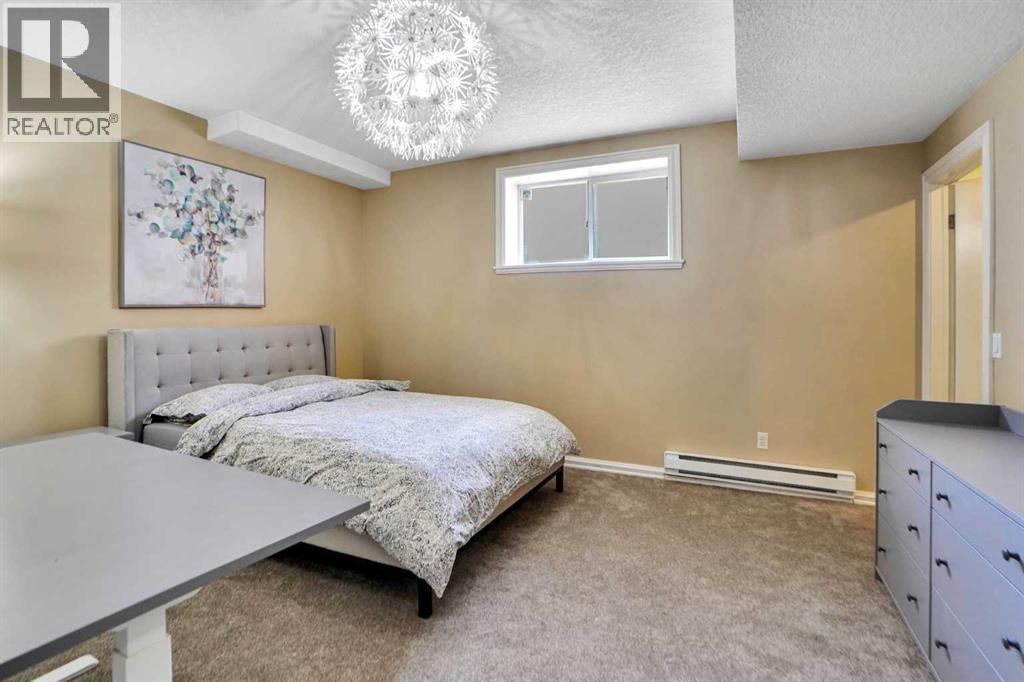 6 Strathridge Way SW, Calgary, Alberta  T3H 3S3 - Photo 39 - A2298508