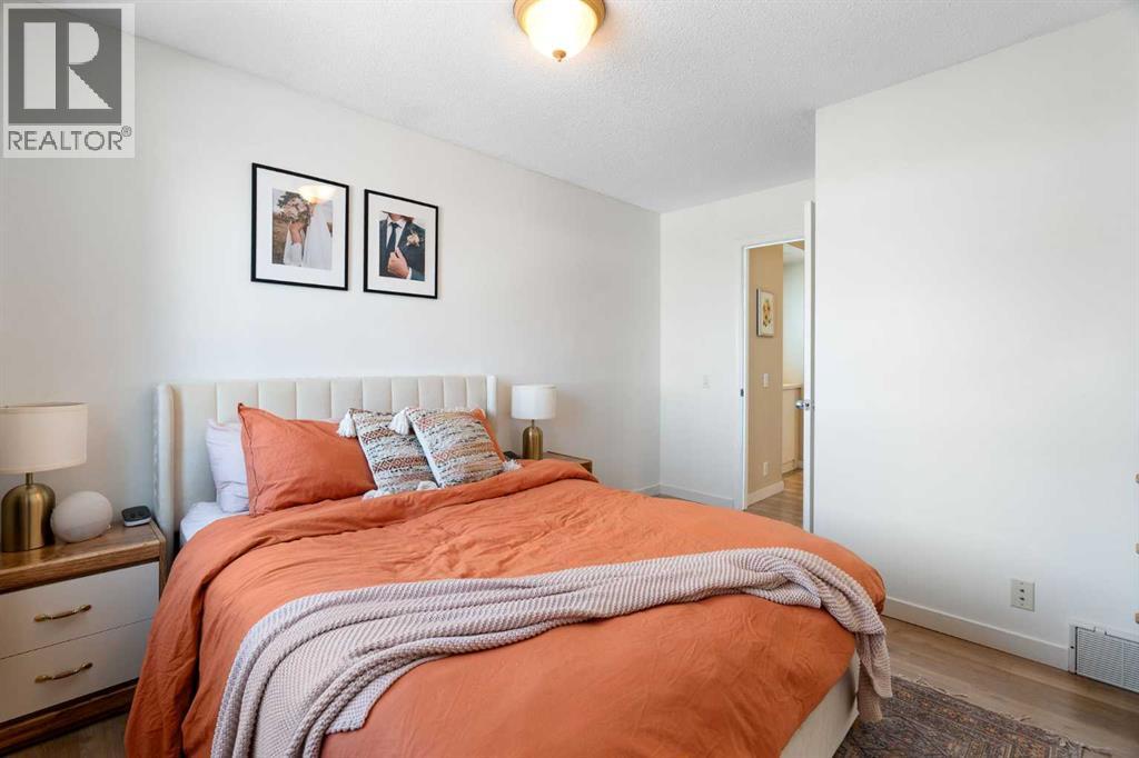 11035 Oakfield Drive SW, Calgary, Alberta  T2W 3H3 - Photo 23 - A2296863