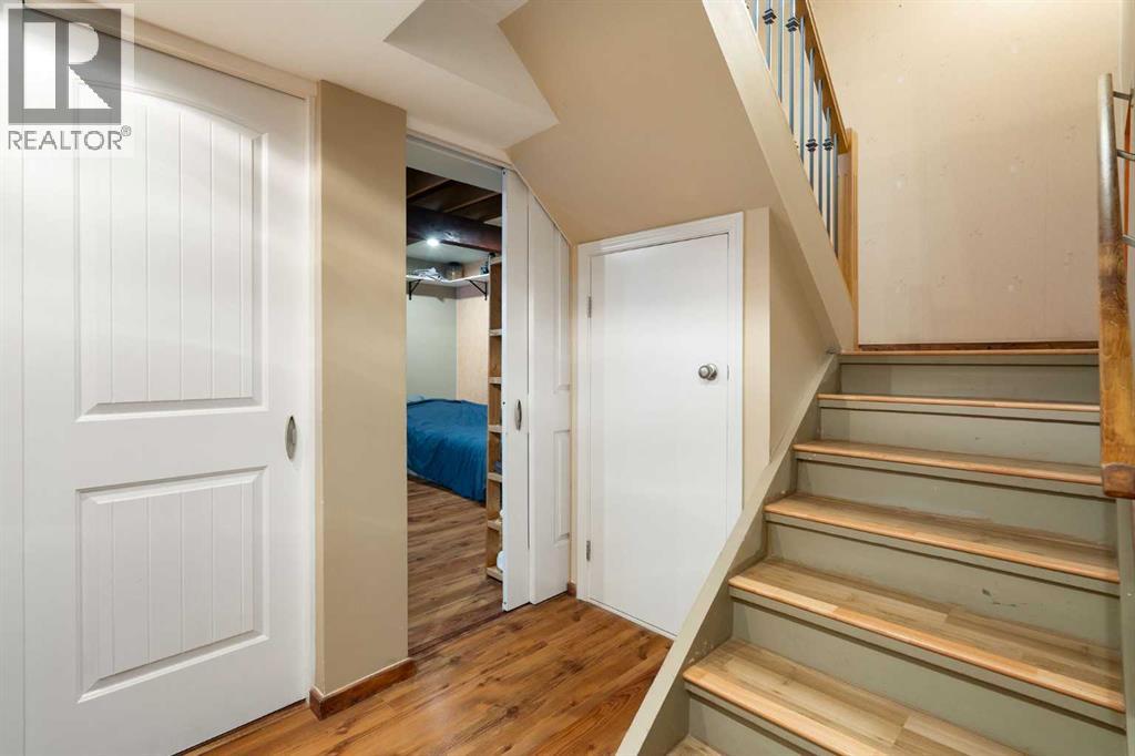 11035 Oakfield Drive SW, Calgary, Alberta  T2W 3H3 - Photo 33 - A2296863