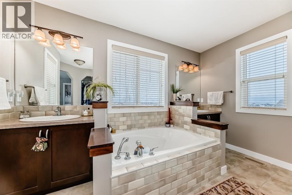 191 Pantego Close NW, Calgary, Alberta  T3K 0K3 - Photo 22 - A2298544