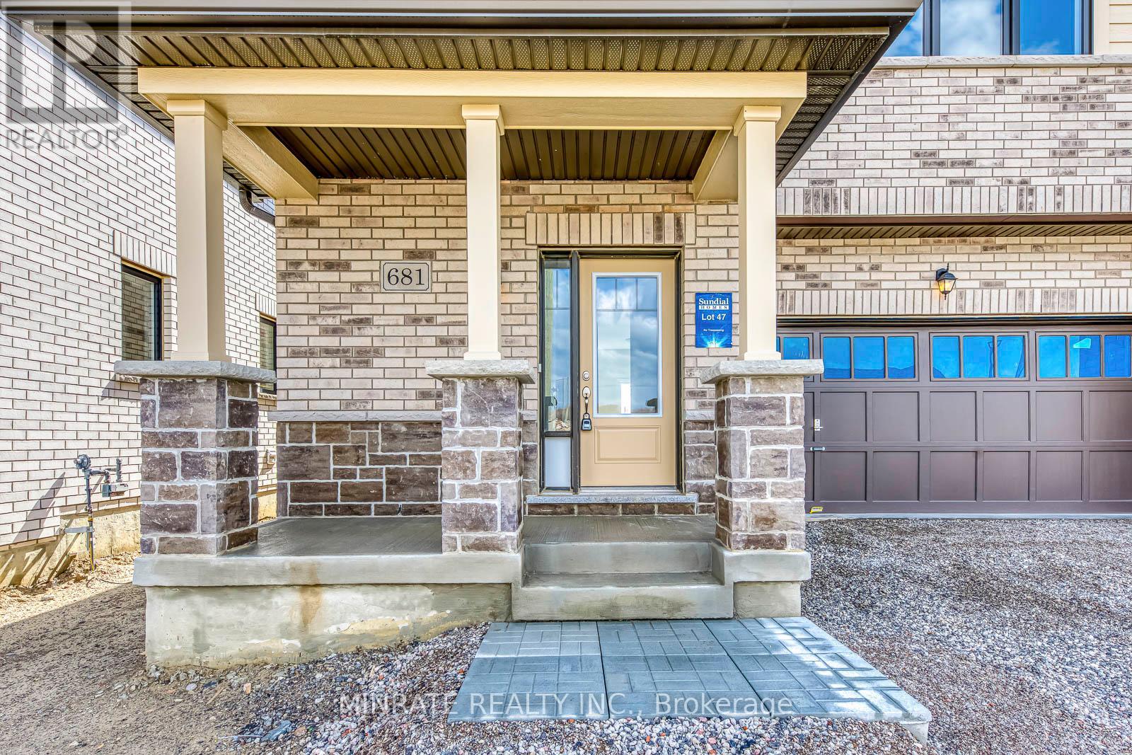 681 Catalina Manor, Pickering, Ontario  L1X 0V1 - Photo 2 - E12956522