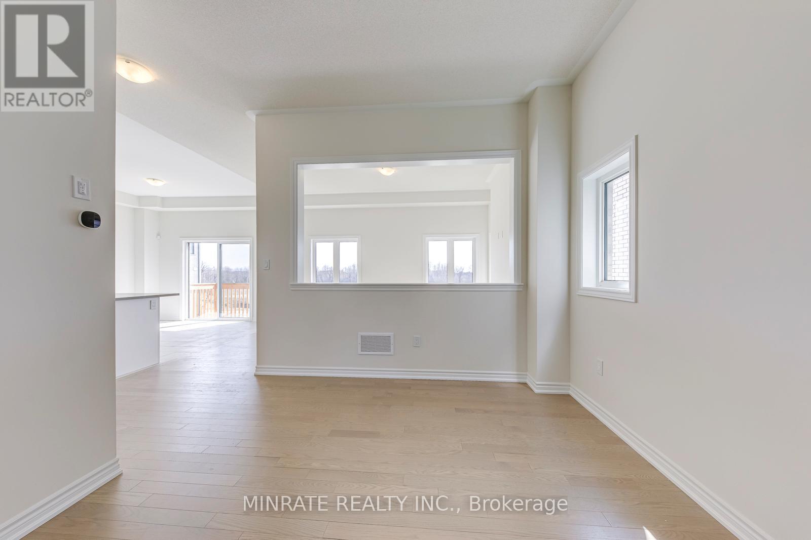 681 Catalina Manor, Pickering, Ontario  L1X 0V1 - Photo 4 - E12956522