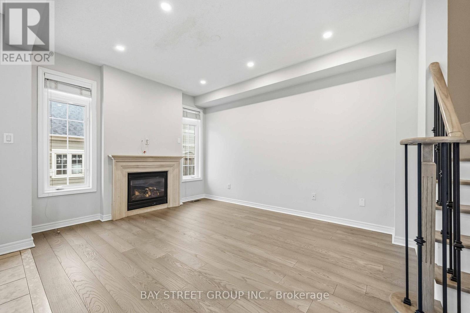 5 Tottenham Court, Markham, Ontario  L6B 1H5 - Photo 10 - N12956506