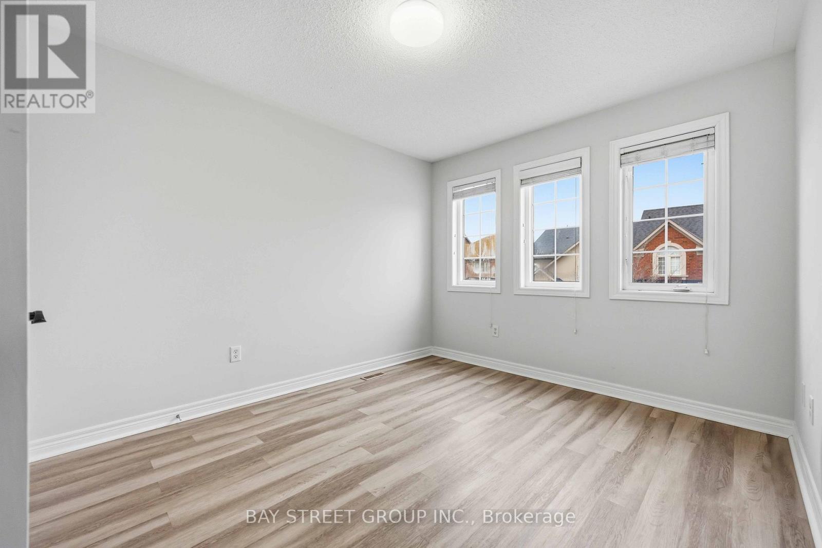 5 Tottenham Court, Markham, Ontario  L6B 1H5 - Photo 18 - N12956506