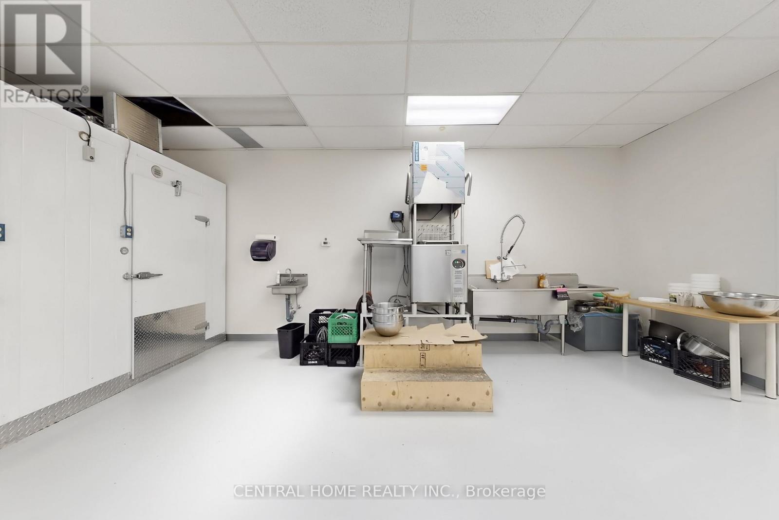 104 - 14800 Yonge Street, Aurora, Ontario  L4G 1N3 - Photo 29 - N12956526