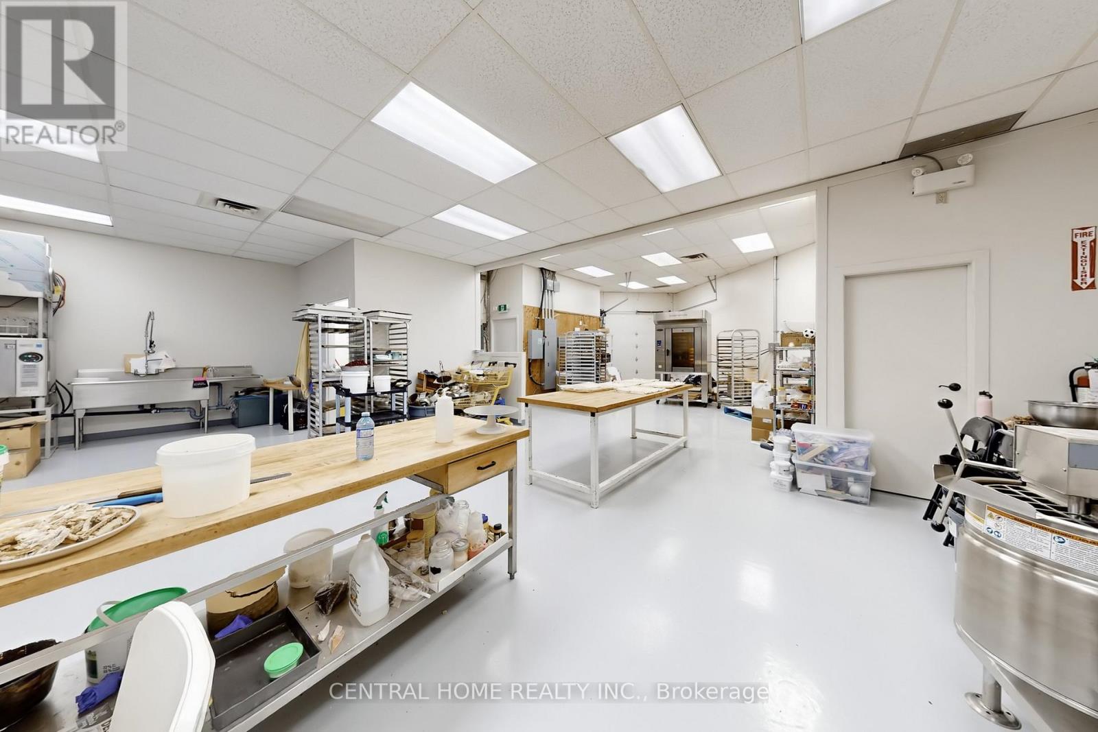 104 - 14800 Yonge Street, Aurora, Ontario  L4G 1N3 - Photo 36 - N12956526