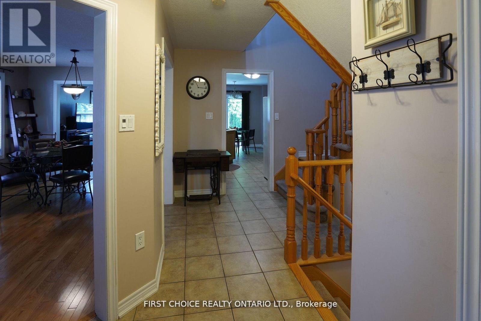 43 Buchanan Drive, New Tecumseth, Ontario  L9R 0A2 - Photo 11 - N12933958