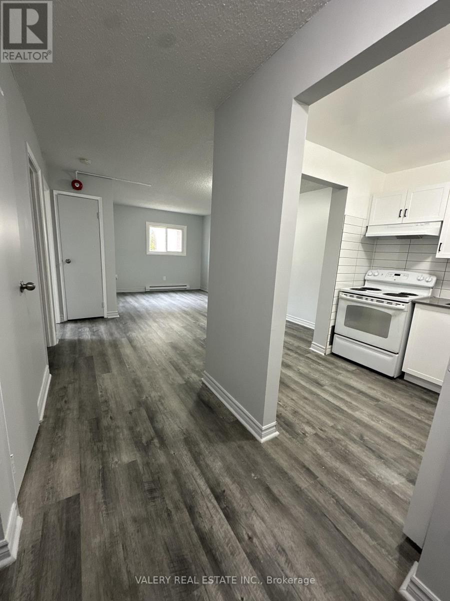 1 - 11 LOWNDES AVENUE, Georgina, Ontario