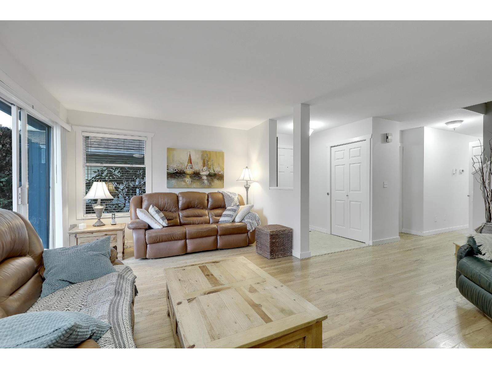 56 10038 155 Street, Surrey, British Columbia  V3R 0S2 - Photo 6 - R3106665