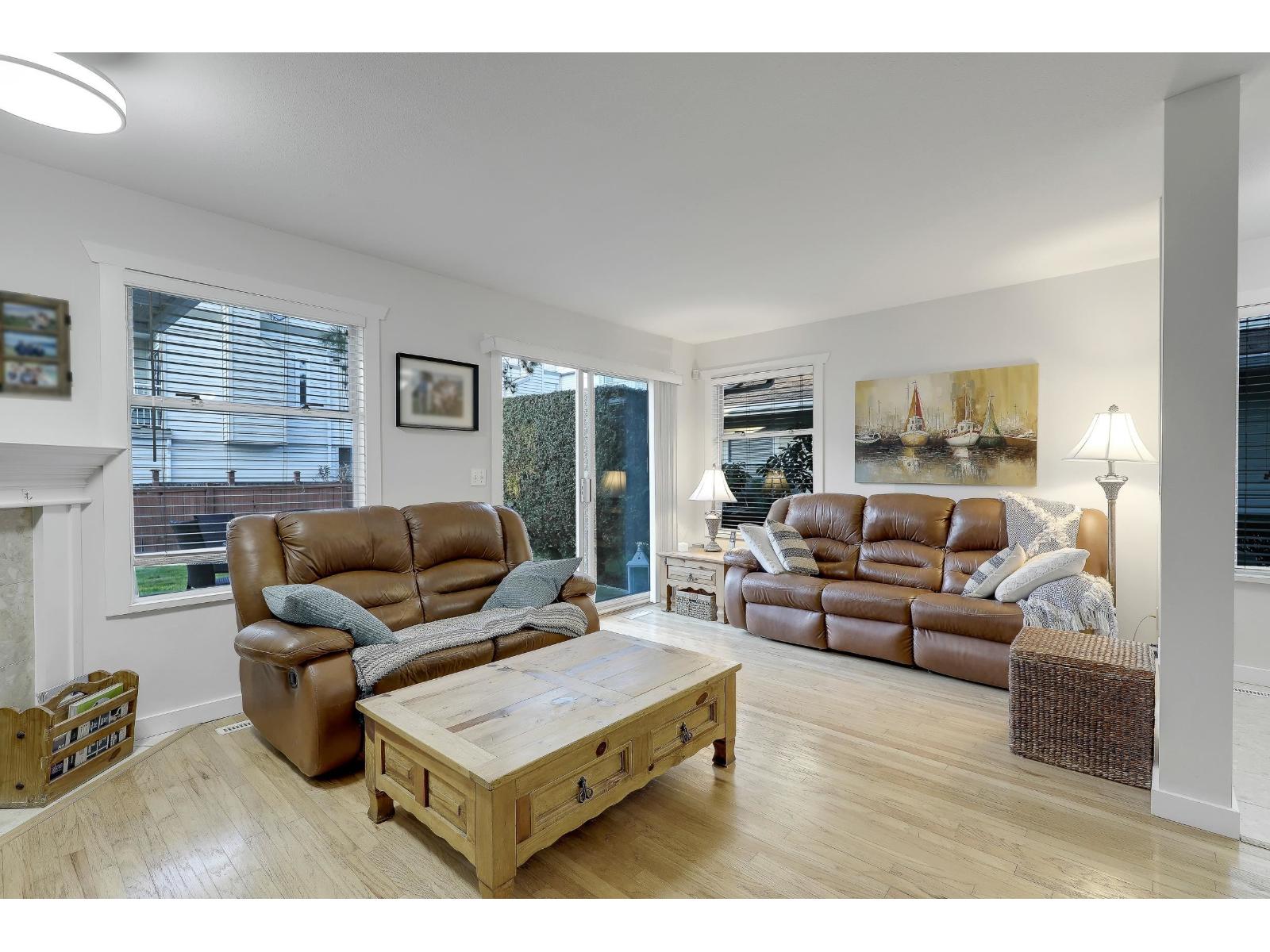 56 10038 155 Street, Surrey, British Columbia  V3R 0S2 - Photo 3 - R3106665