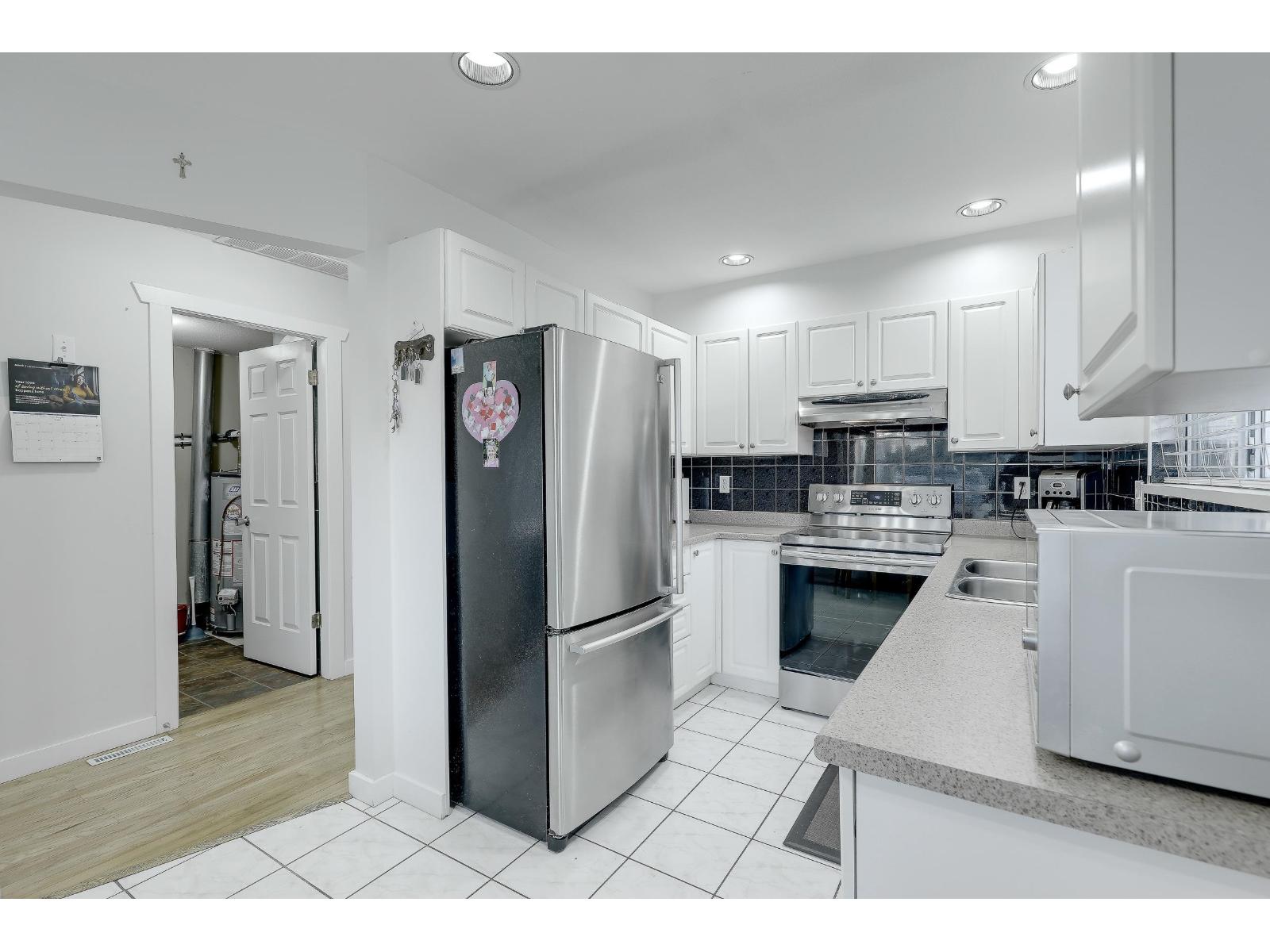 56 10038 155 Street, Surrey, British Columbia  V3R 0S2 - Photo 12 - R3106665