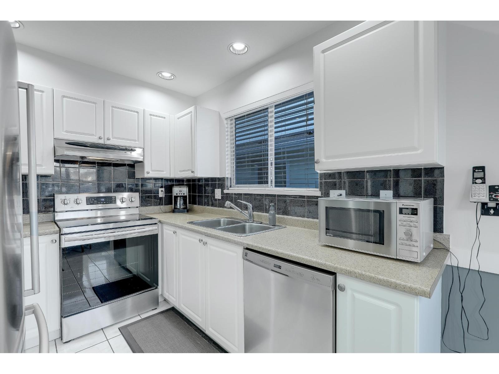 56 10038 155 Street, Surrey, British Columbia  V3R 0S2 - Photo 10 - R3106665