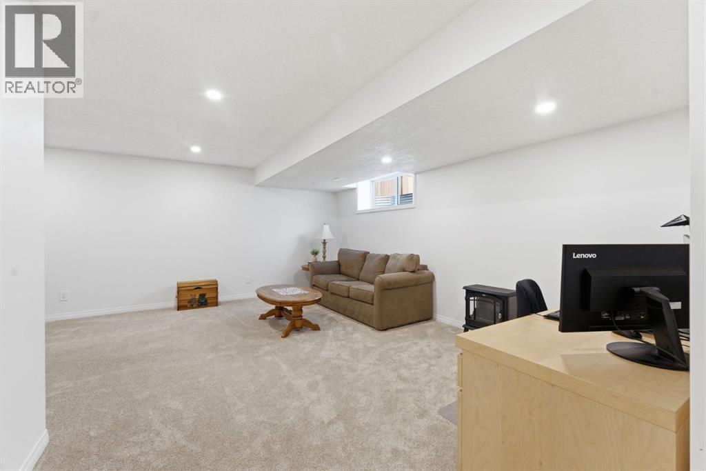 14 Reunion Grove, Airdrie, Alberta  T4B 0Z7 - Photo 24 - A2295952