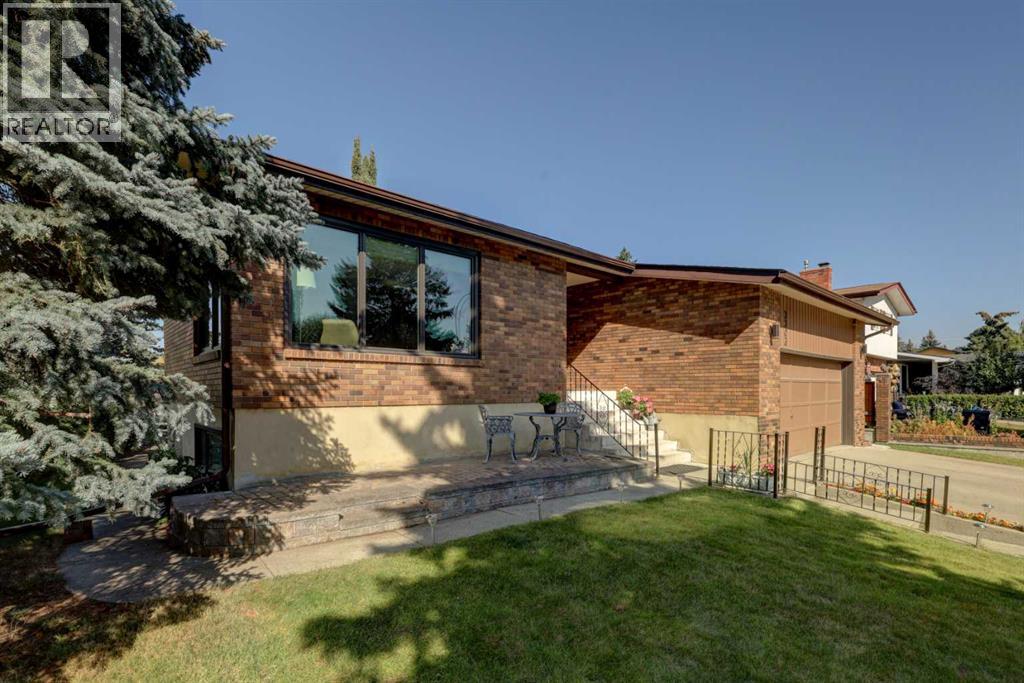 3303 Copithorne Road Nw, Calgary, Alberta T2L 0L2 - Photo 2 - A2298135