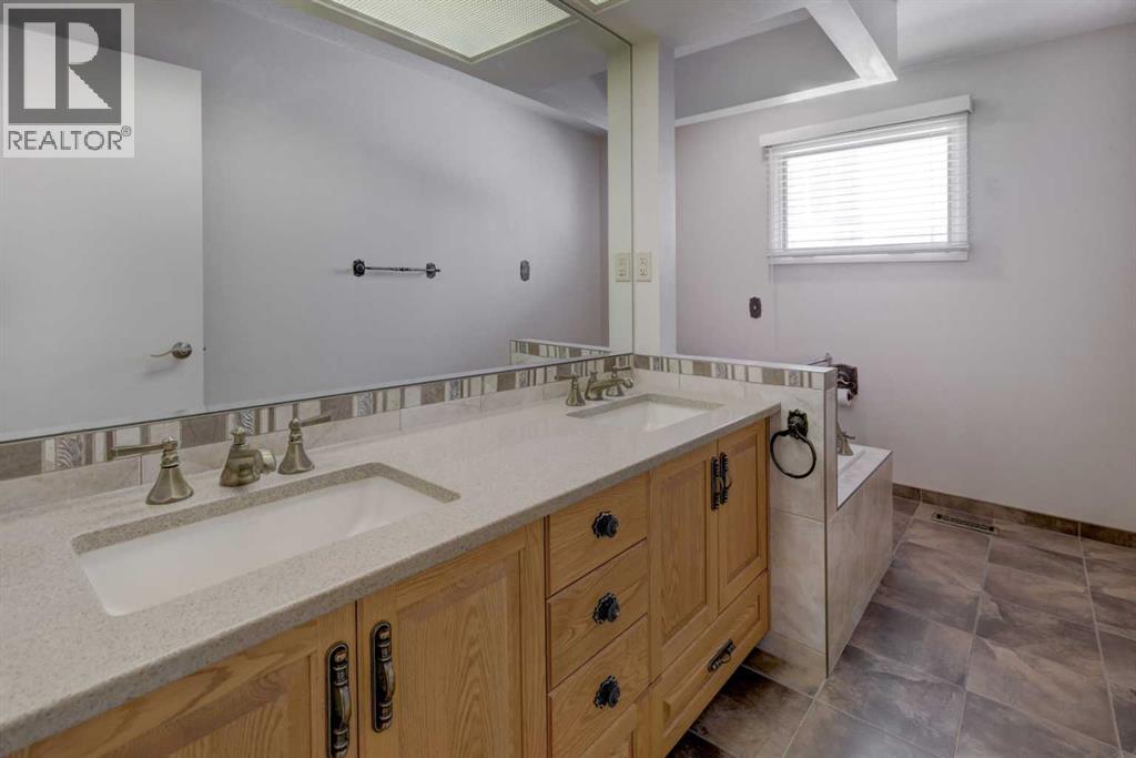 3303 Copithorne Road Nw, Calgary, Alberta T2L 0L2 - Photo 27 - A2298135