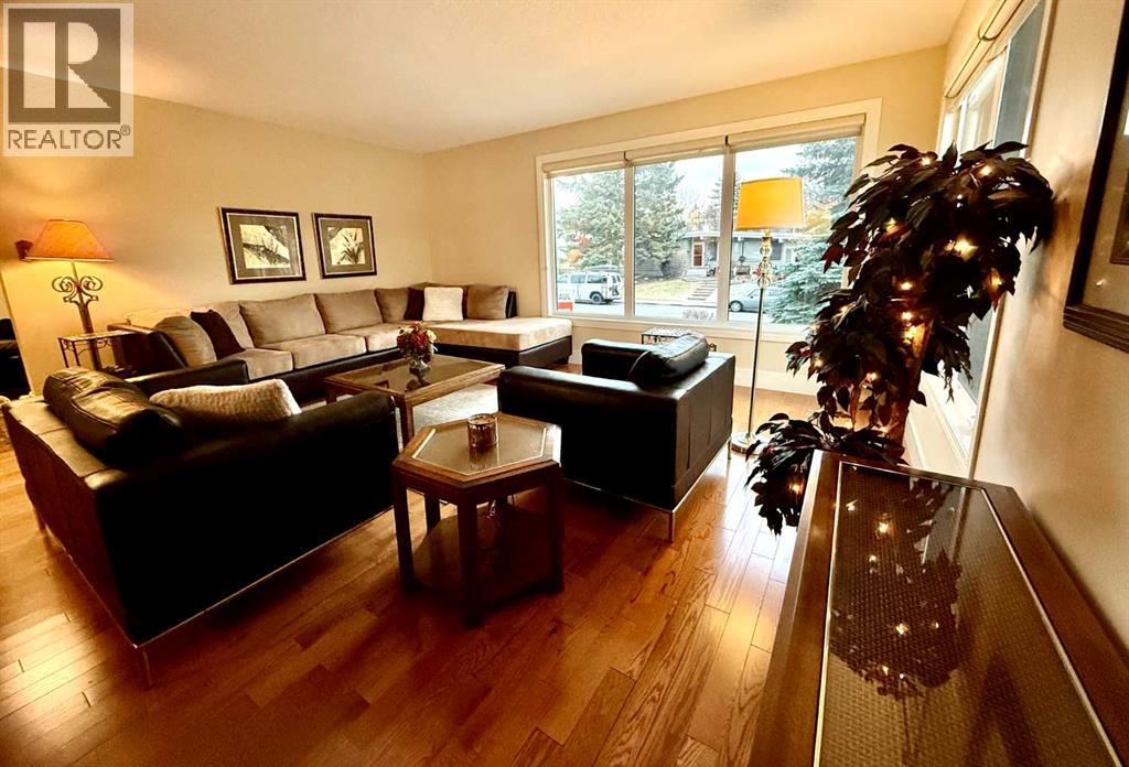 3303 Copithorne Road Nw, Calgary, Alberta T2L 0L2 - Photo 9 - A2298135