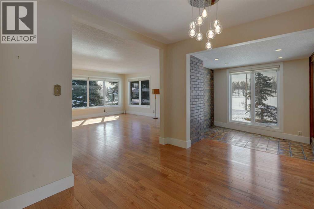 3303 Copithorne Road Nw, Calgary, Alberta T2L 0L2 - Photo 11 - A2298135