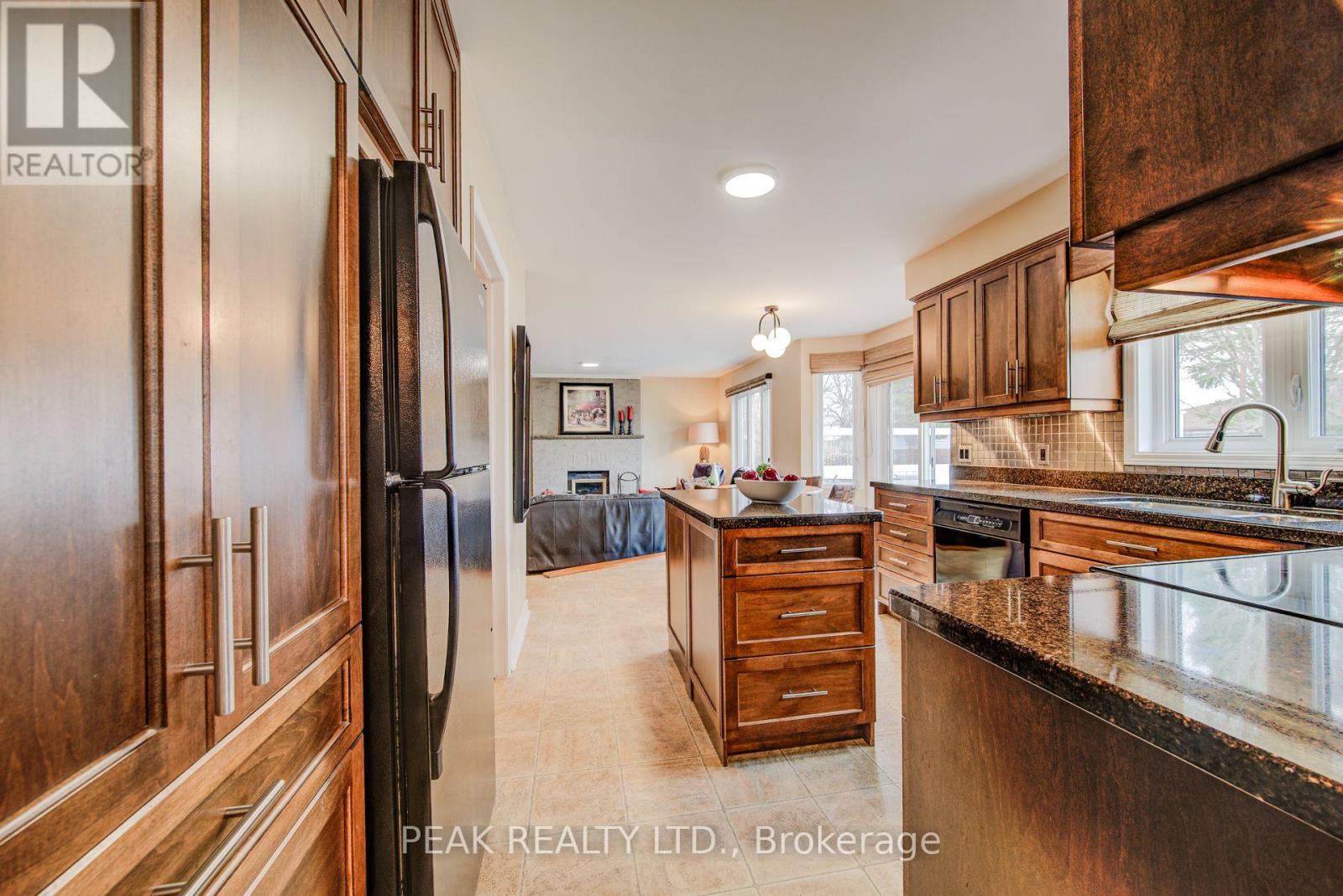 70 King Street, East Zorra-Tavistock, Ontario  N0B 2R0 - Photo 14 - X12946146