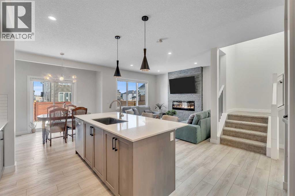 674 Creekmill Court Sw, Airdrie, Alberta  T4B 5J8 - Photo 9 - A2298762