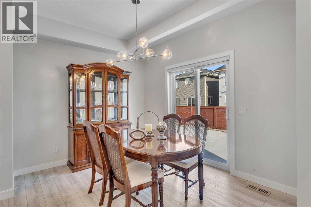 674 Creekmill Court Sw, Airdrie, Alberta  T4B 5J8 - Photo 6 - A2298762