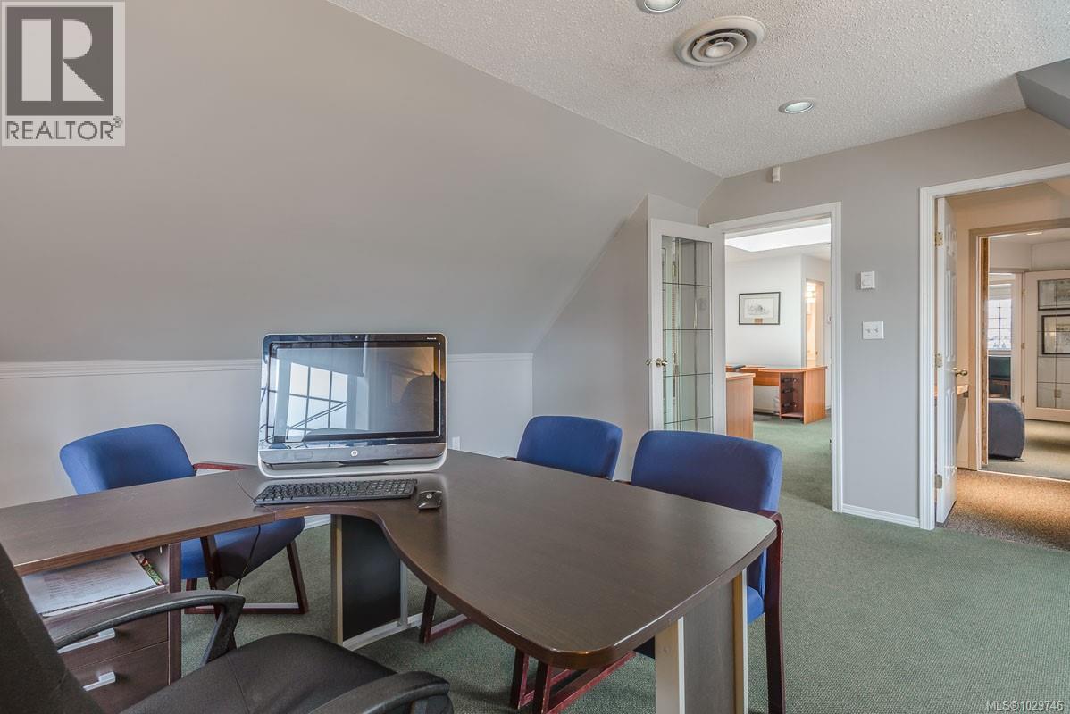 301 Franklyn St, Nanaimo, British Columbia  V9R 2X5 - Photo 24 - 1029746