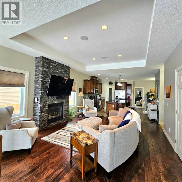 307 Highland Way, Lac La Biche, Alberta  T0A 2C0 - Photo 4 - A2299005