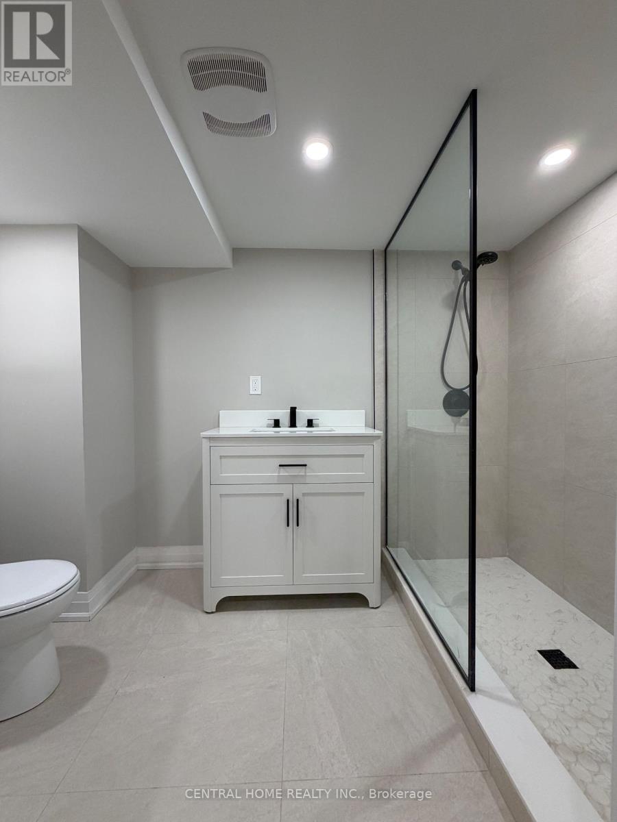 229 Spring Gate Boulevard, Vaughan, Ontario  L4J 3G3 - Photo 23 - N12948310