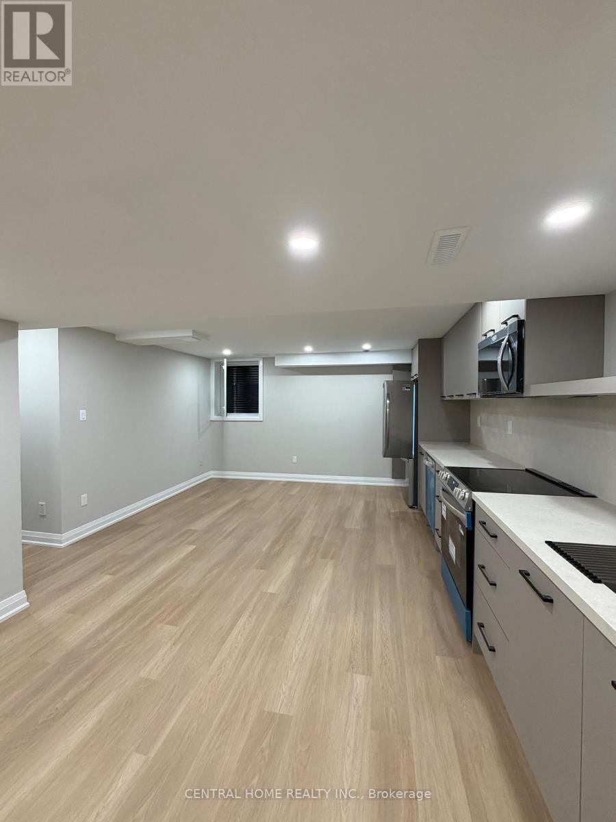 229 Spring Gate Boulevard, Vaughan, Ontario  L4J 3G3 - Photo 8 - N12948310