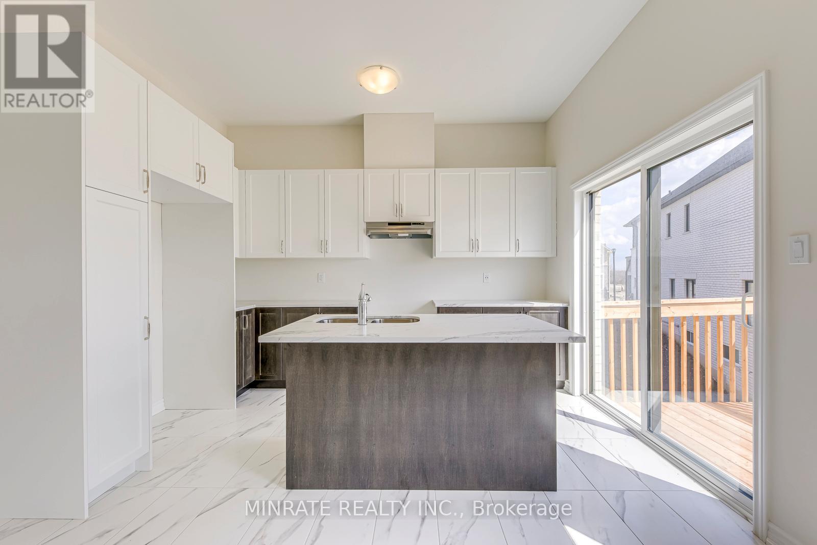 679 Catalina Manor, Pickering, Ontario  L1X 0V2 - Photo 8 - E12956540