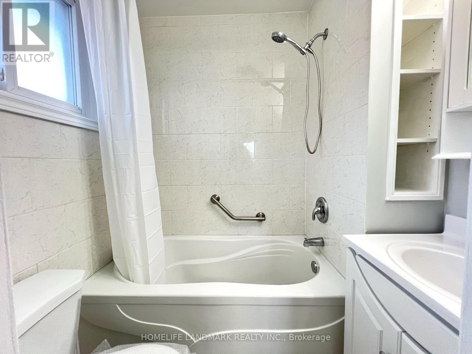 4 Ferncrest Gate, Toronto, Ontario  M1W 1C2 - Photo 18 - E12956546