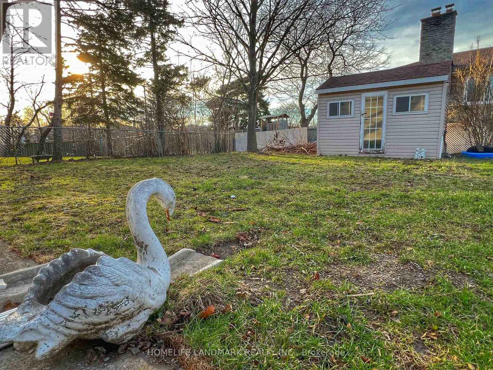 4 Ferncrest Gate, Toronto, Ontario  M1W 1C2 - Photo 32 - E12956546