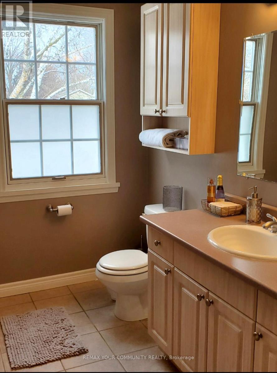 85 Royal Orchard Boulevard, Markham, Ontario  L3T 3C7 - Photo 23 - N12953128