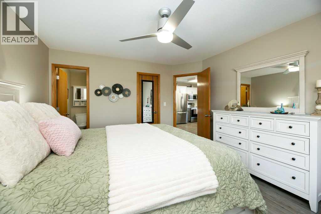 135 Doran Crescent, Red Deer, Alberta  T4R 2M8 - Photo 14 - A2298182