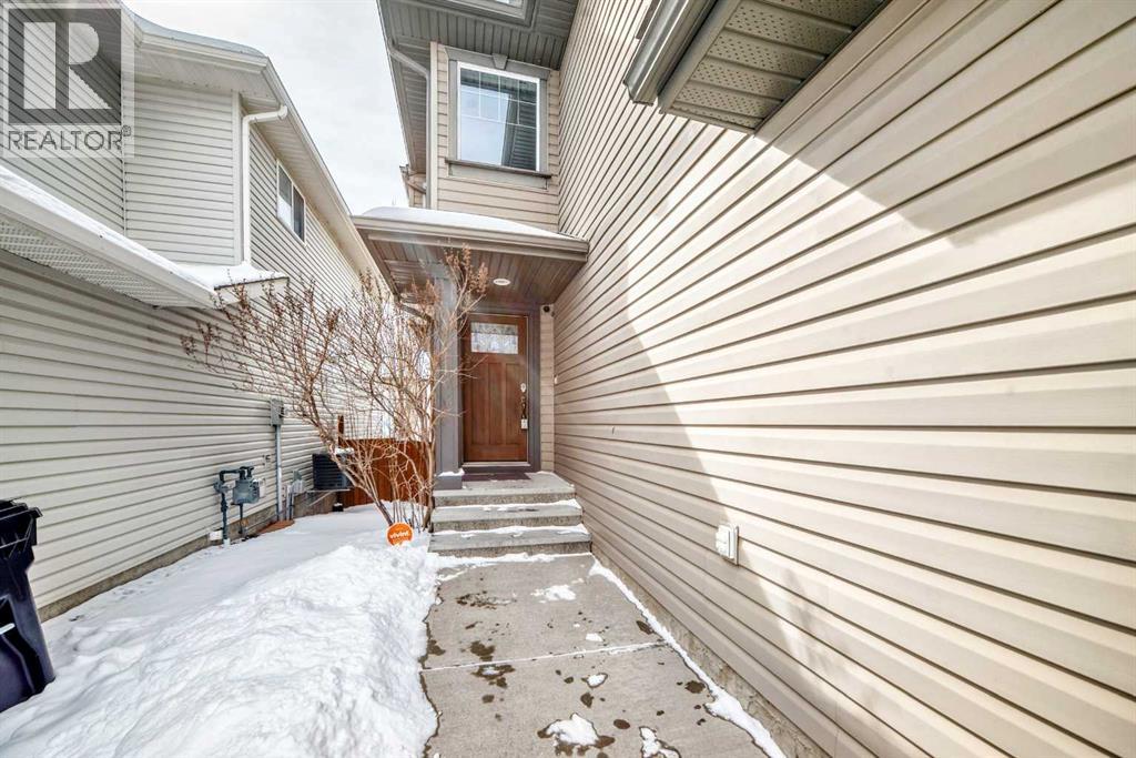 7 Tuscany Ridge Crescent NW, Calgary, Alberta  T3L 3C8 - Photo 2 - A2296910