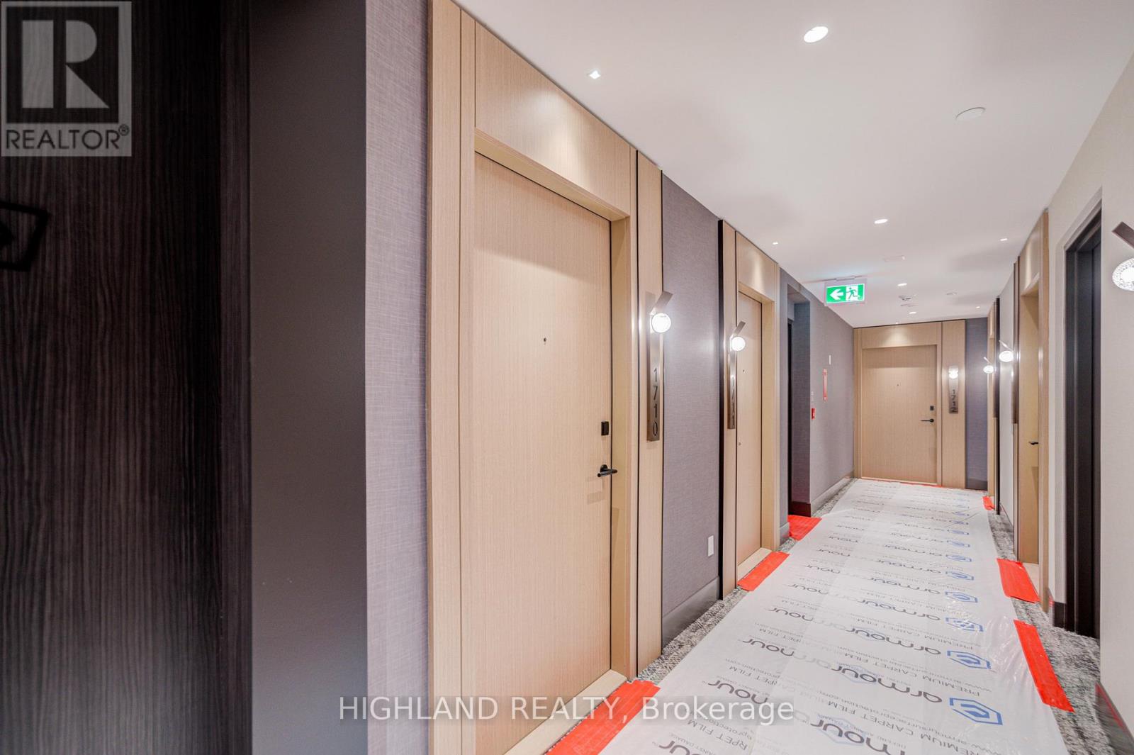 1710 - 60 Central Park Roadway, Toronto, Ontario  M9A 0E6 - Photo 9 - W12956536