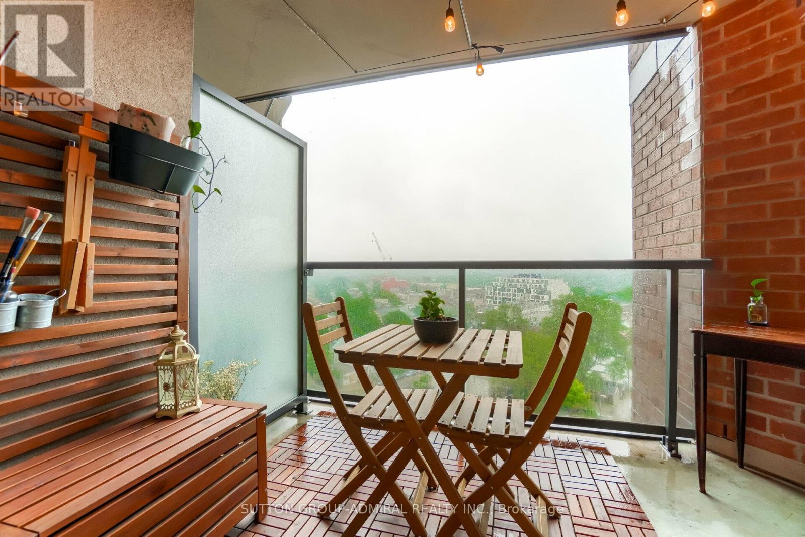 1138 - 60 Heintzman Street, Toronto, Ontario  M6P 5A1 - Photo 5 - W12956544