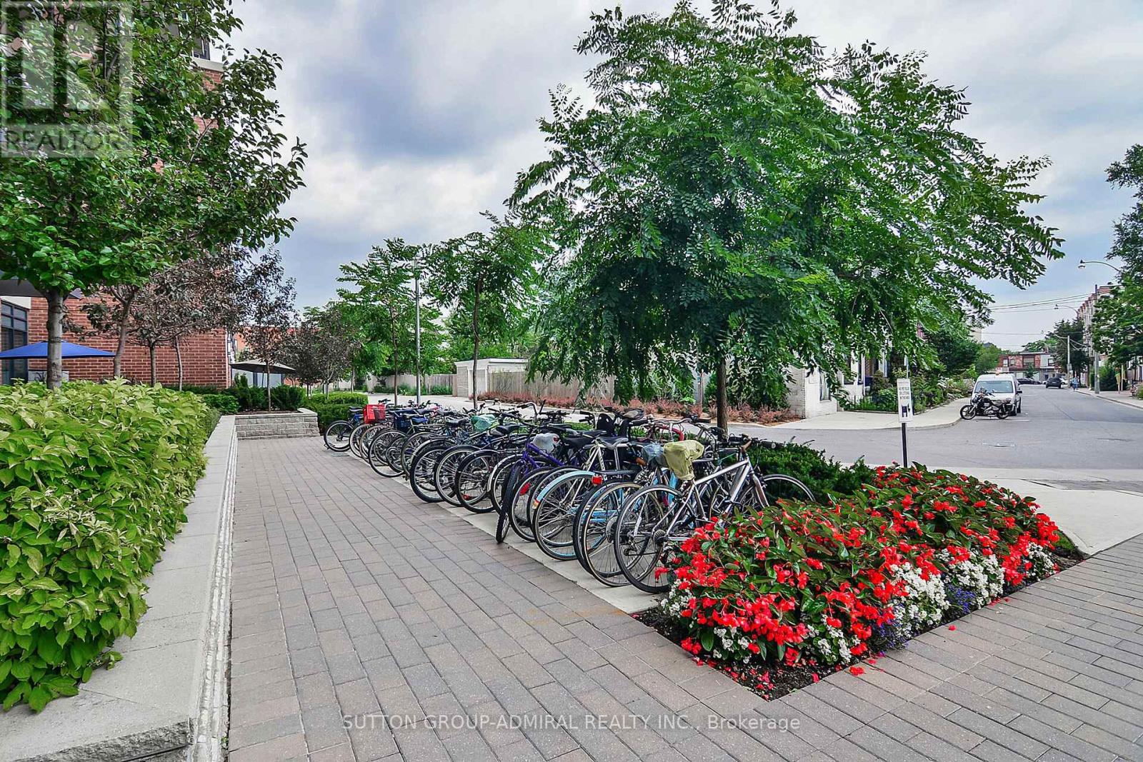 1138 - 60 Heintzman Street, Toronto, Ontario  M6P 5A1 - Photo 8 - W12956544