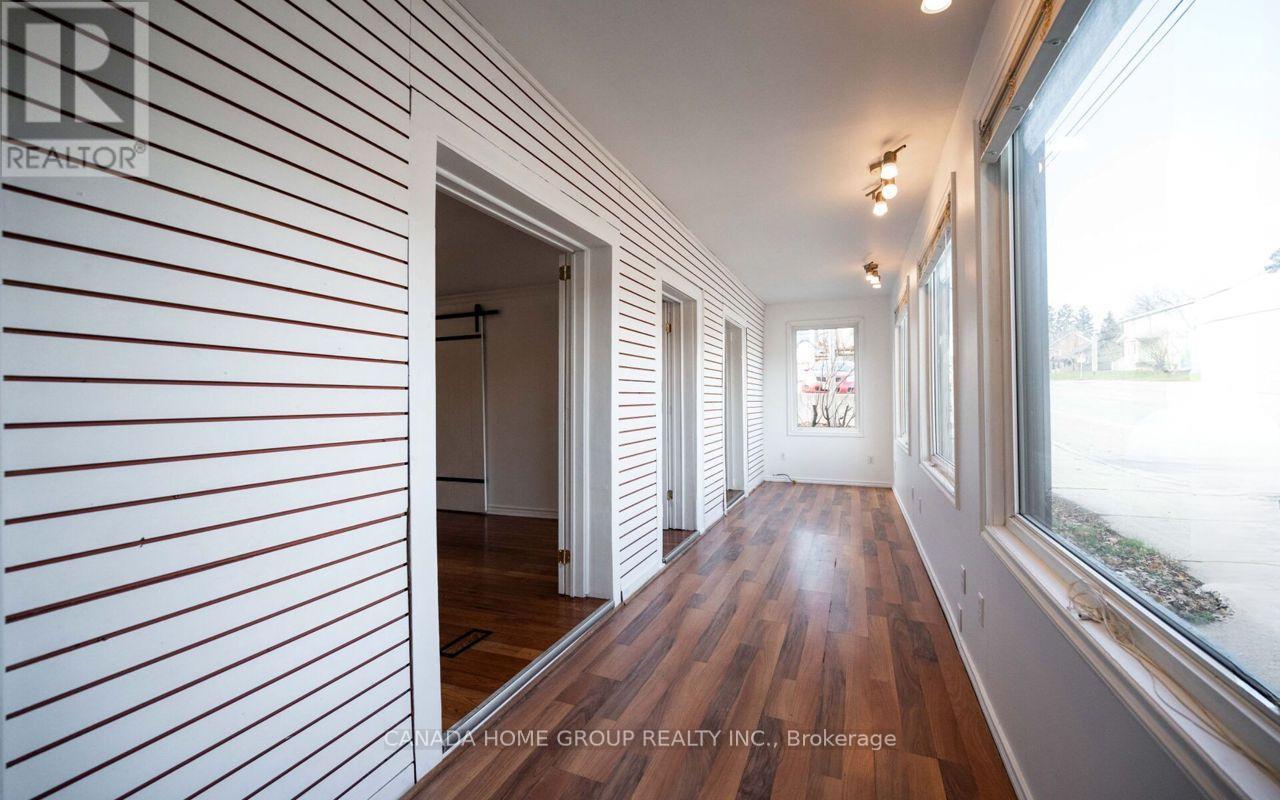 30 MAIN STREET N, Milton, Ontario