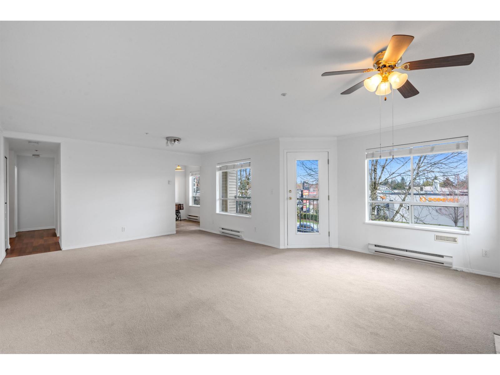 207 5450 208th Street, Langley, British Columbia  V3A 2J9 - Photo 4 - R3104225