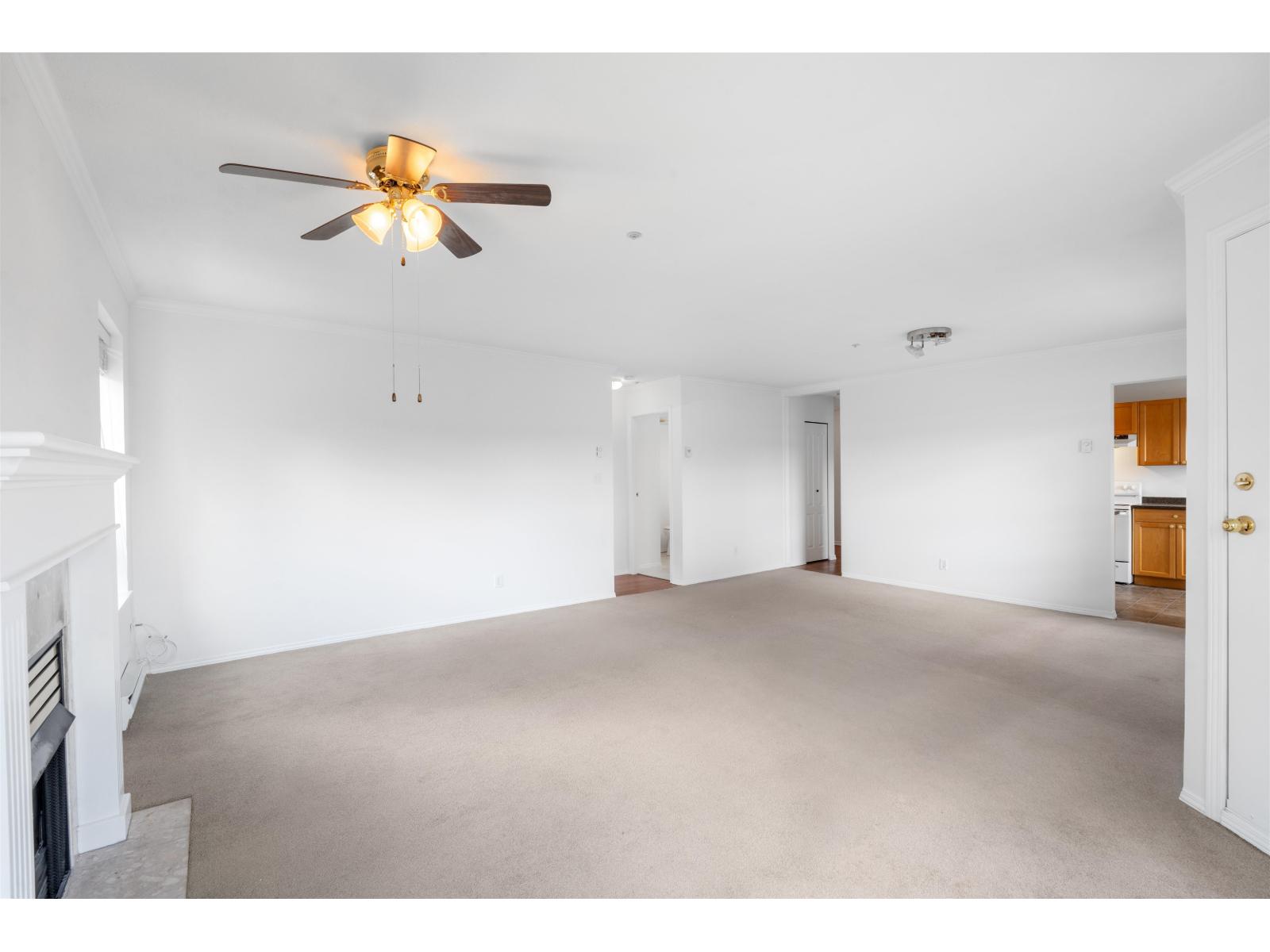 207 5450 208th Street, Langley, British Columbia  V3A 2J9 - Photo 11 - R3104225