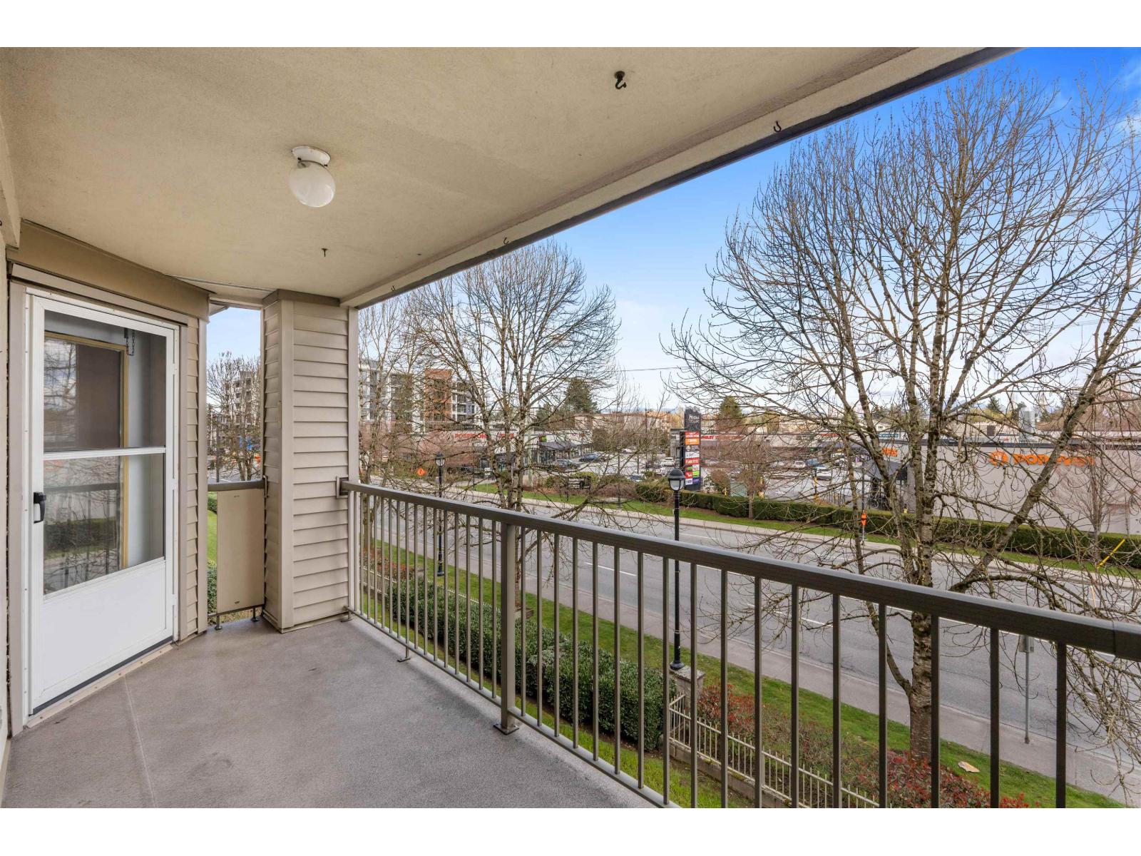 207 5450 208th Street, Langley, British Columbia  V3A 2J9 - Photo 10 - R3104225