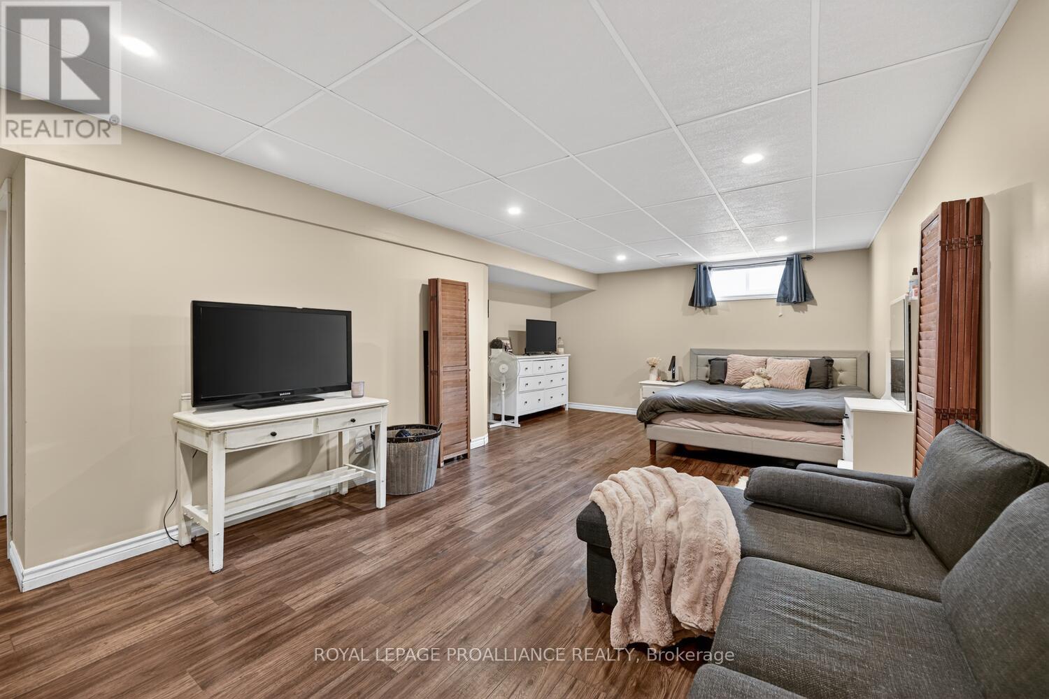 5500 Meadowbrook Drive, South Dundas, Ontario  K0E 1K0 - Photo 21 - X12956556