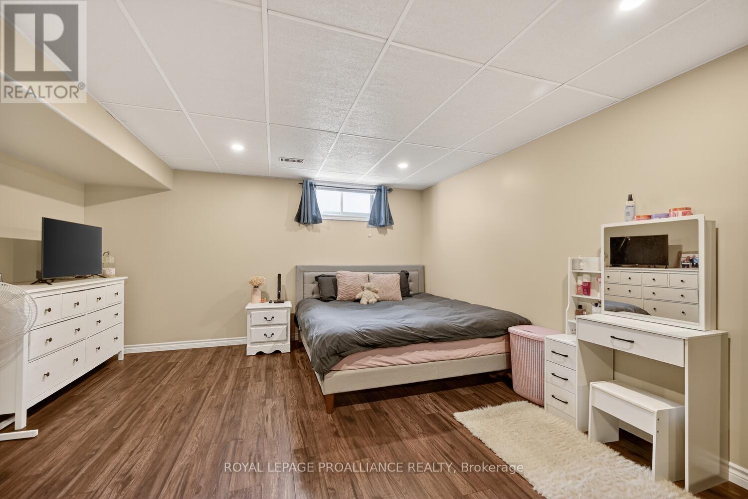 5500 Meadowbrook Drive, South Dundas, Ontario  K0E 1K0 - Photo 23 - X12956556