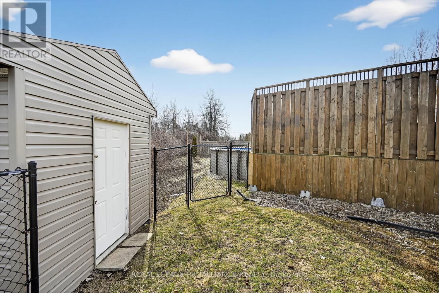 5500 Meadowbrook Drive, South Dundas, Ontario  K0E 1K0 - Photo 32 - X12956556